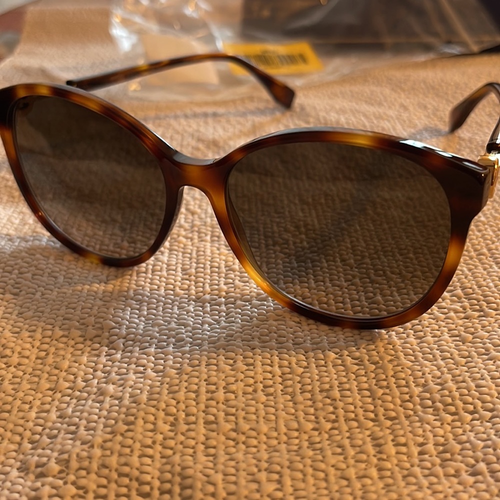 Authentic Fendi Brown Gradient - Picture 4 of 6